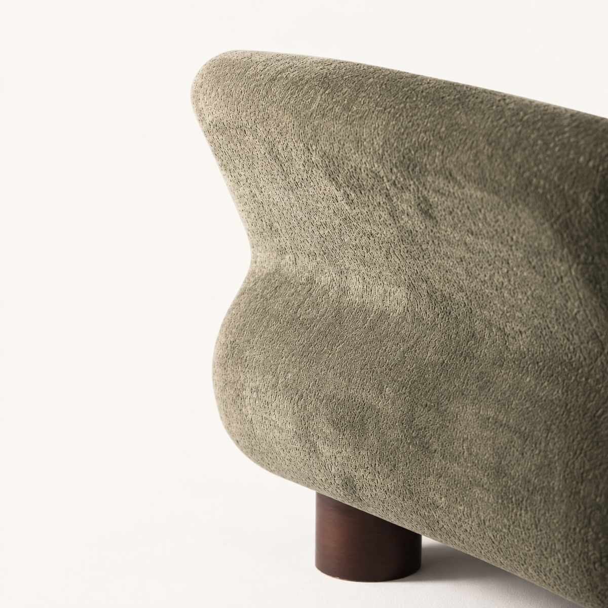 Gloam Chair